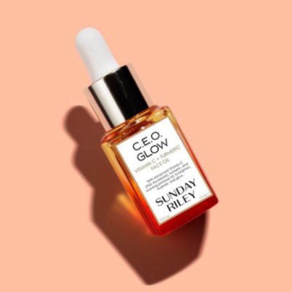 New Sunday Riley CEO Glow Face Oil